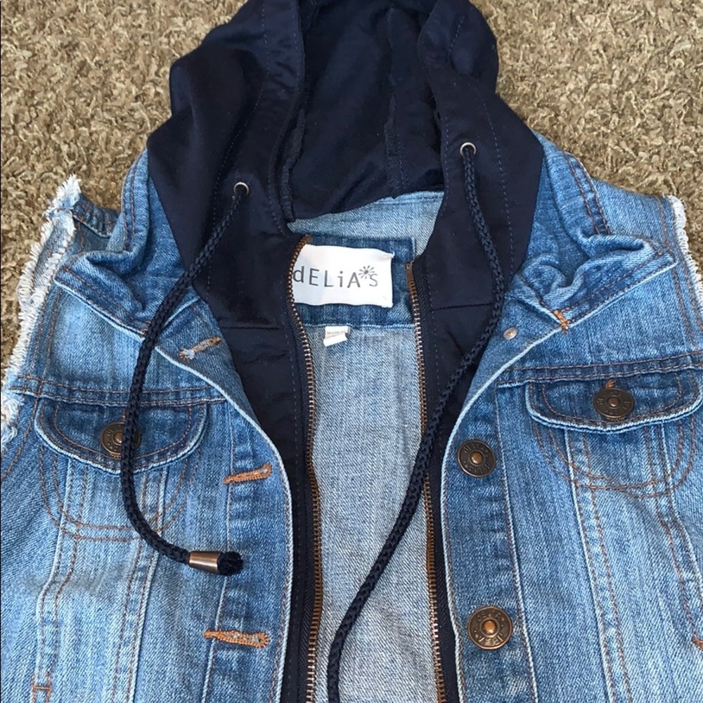 Delias Hooded Crop Jean Vest